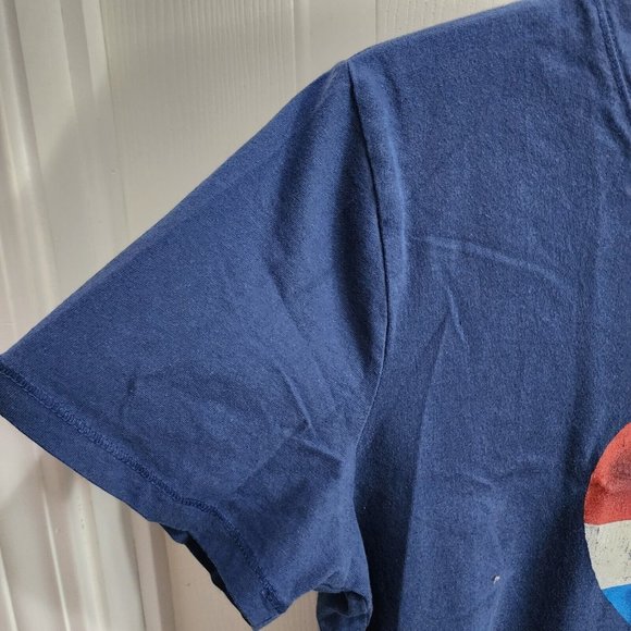 Life Is Good Women's V Neck Tee Shirt Top USA Heart Design Red/White/Blue Size M - Picture 5 of 7